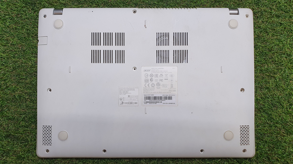 Ультрабук Acer i5/6Gb