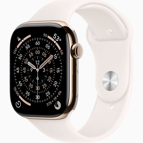 Apple Watch Series 11 GPS 46mm Gold Titanium Case with Ligh Blush Sport Band