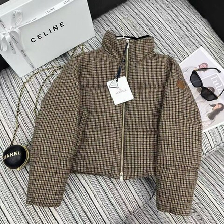 Пуховик Moncler