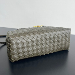 Bottega Veneta Medium Andiamo 32 cm