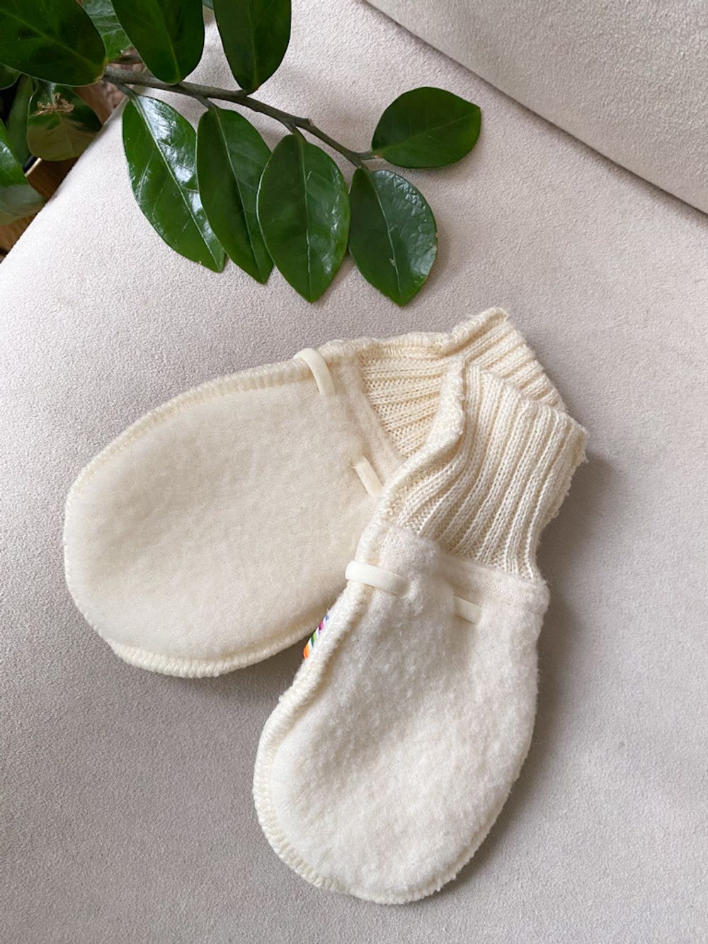 Новые варежки  Joha, 74