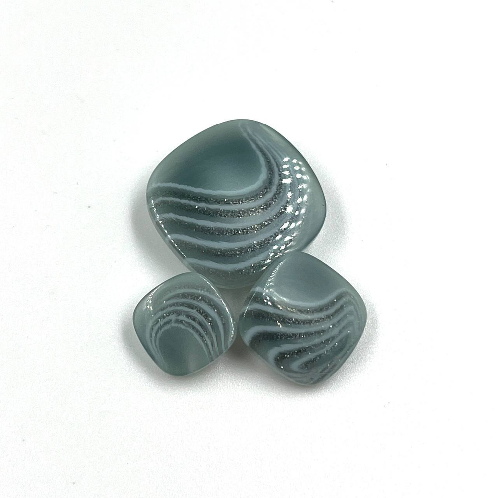 Пуговицы серо-голубой блеск волны