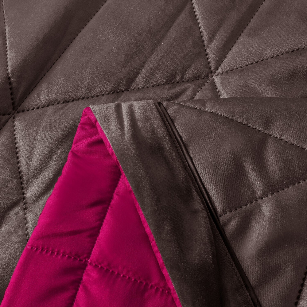 Велюровое покрывало в клетку OVL037