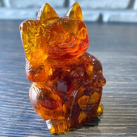 Манэки-нэко кот счастья