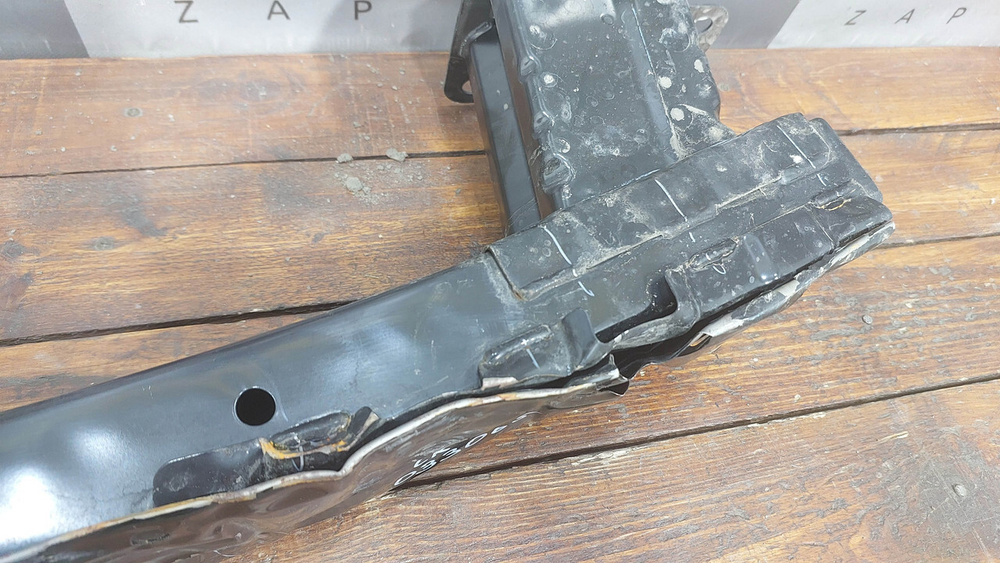 Усилитель переднего бампера Honda CR-V 5 (RW) 16-нв Б/У Оригинал 71130TLER02