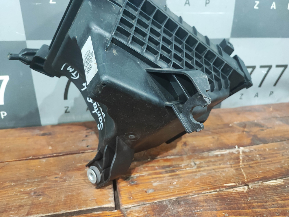 Корпус воздушного фильтра Hyundai Santa Fe 4 (TM) 20-23 Б/У Оригинал 28110S1300