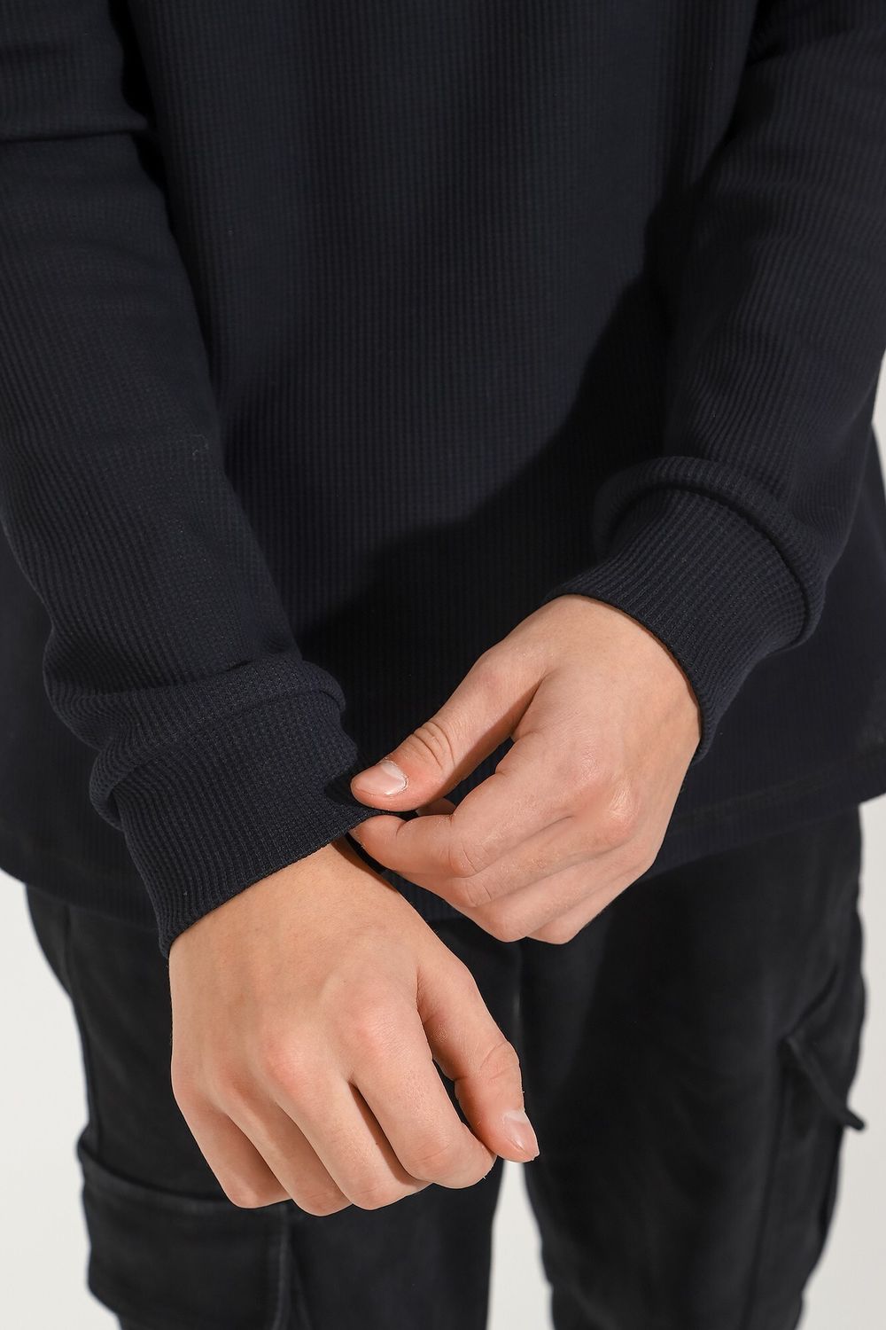 Джемпер для мальчика Лонг-2 Виотекс ЧЁРНЫЙ