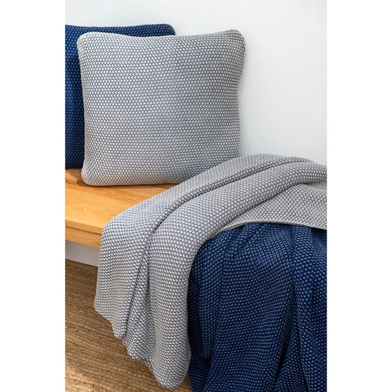 Плед из стираного хлопка темно-синего цвета Essential, 130х180 см