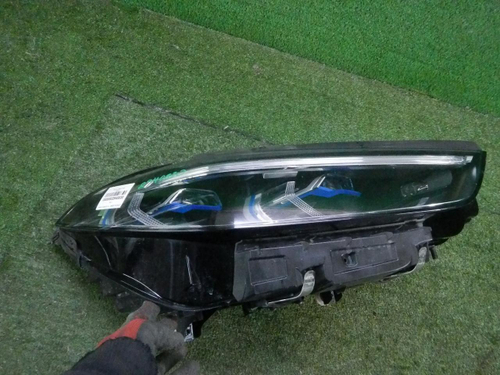 Фара правая BMW 8er G14 G15 G16 (2018-2022) Laser