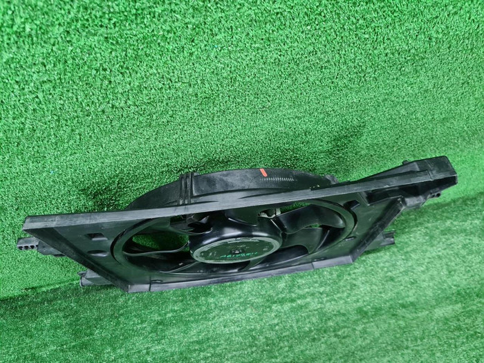 Диффузор с вентилятором Renault Logan 2 (2014-2022)