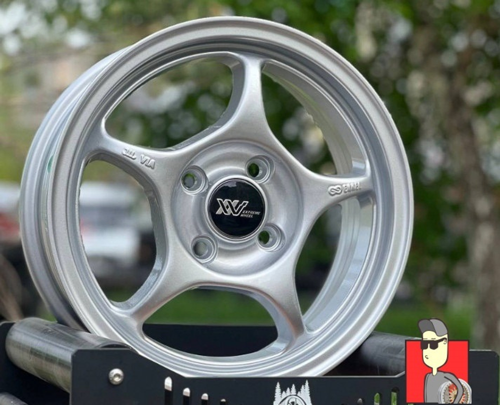 Комплект дисков Enkei FF 15x7 et30 4x100