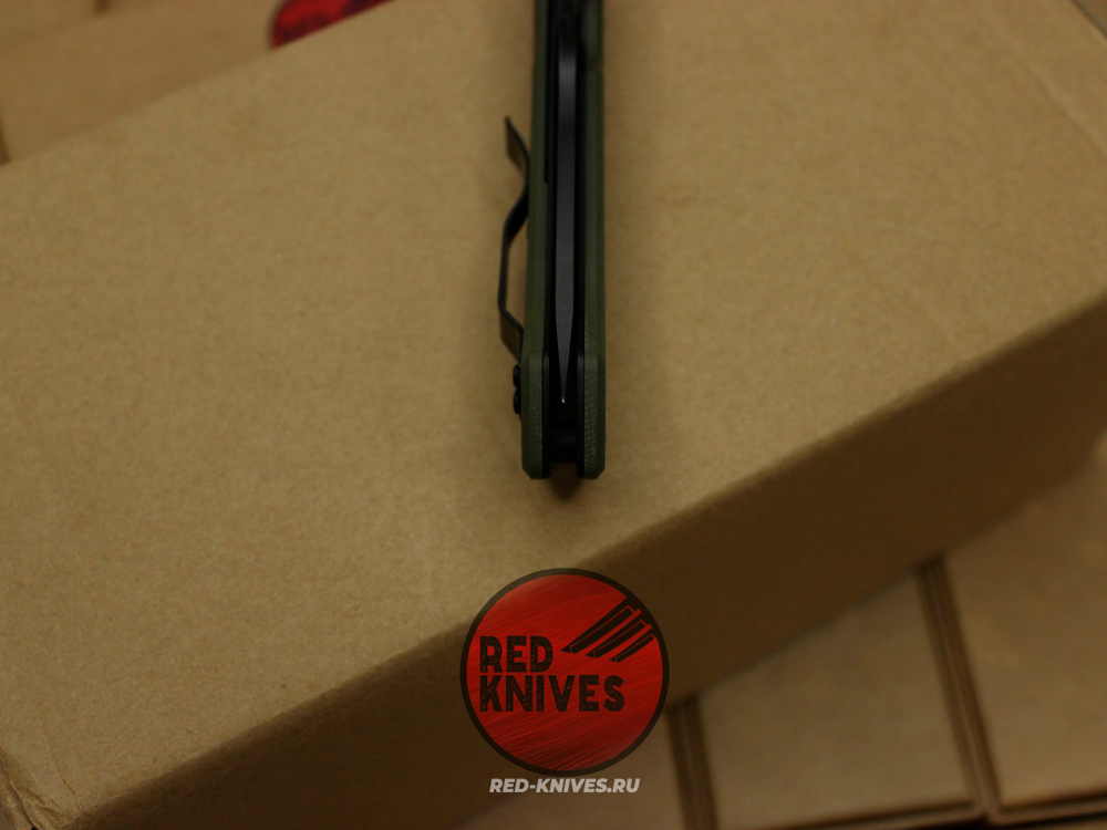 Нож Spyderco Lum Tanto - зеленая рукоять, клинок черный