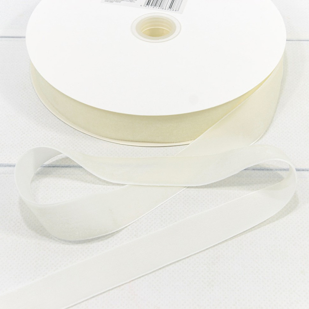 Лента Бархатная 2,5см х 28м (Белый)