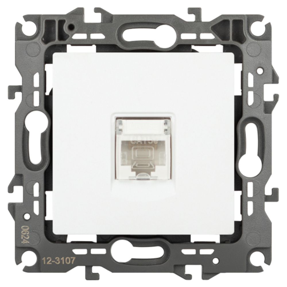 Розетка ЭРА Серия 12 12-3107-01М информационная RJ45 белый матовый