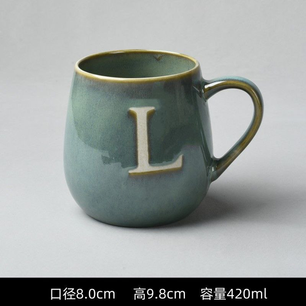 Современная керамическая кружка