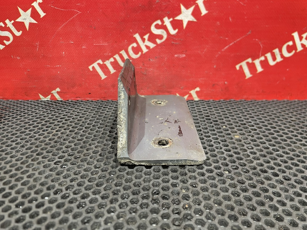 Кронштейн подушки передней заднего моста