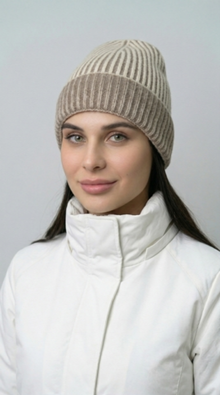 Шапка ШП812-08/29 бежевая/темно-бежевая