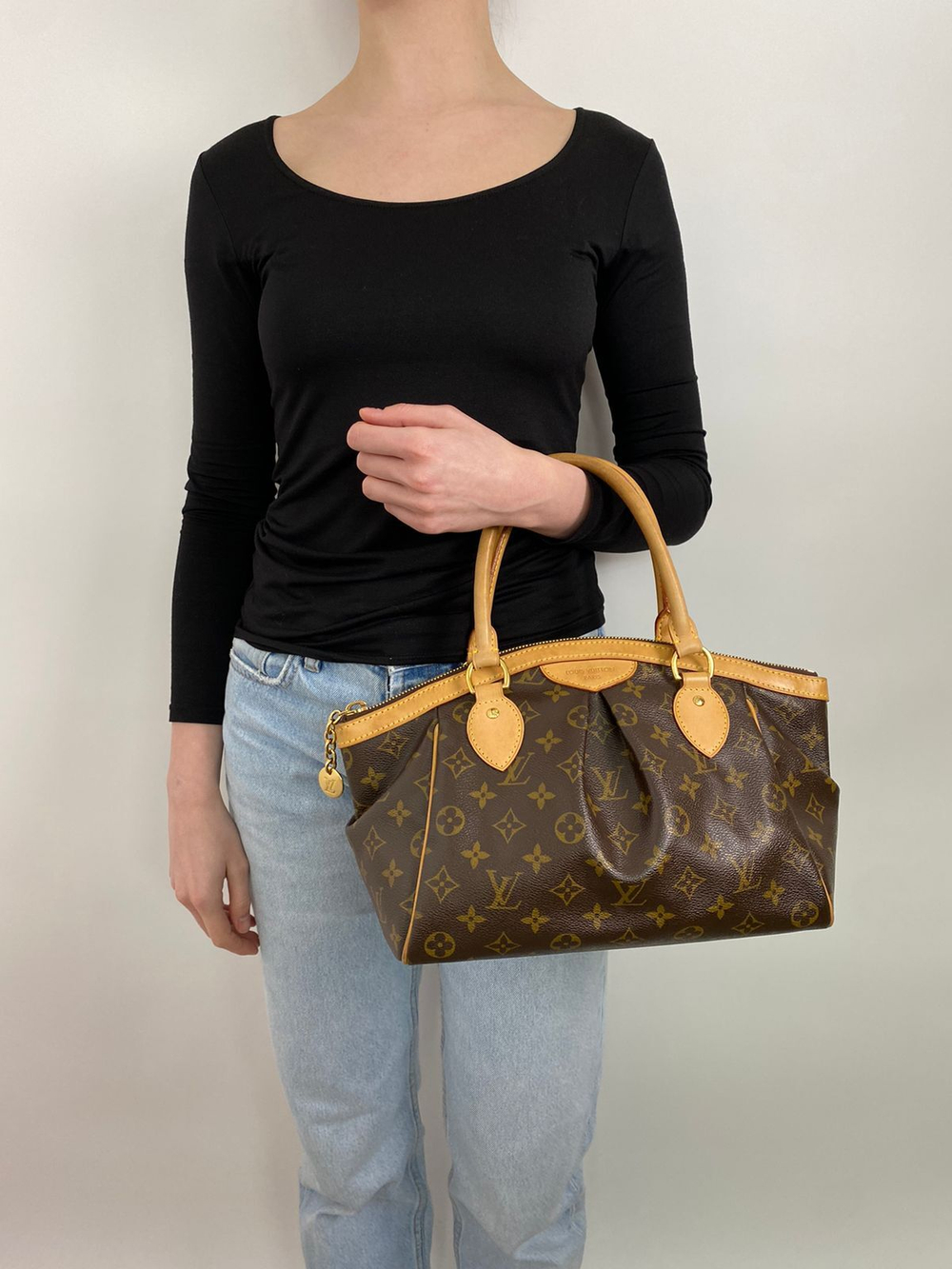 Сумка Louis Vuitton Tivoli PM