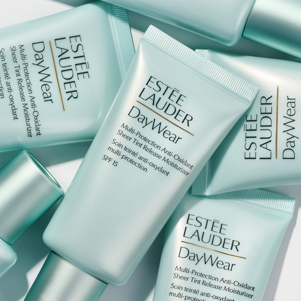 Estee Lauder DayWear Multi-Protection Anti-Oxidant Sheer Tint Release Moisturizer SPF 15 - Тонирующий крем для лица, увлажняющий, для всех типов кожи SPF 15, 30 ml