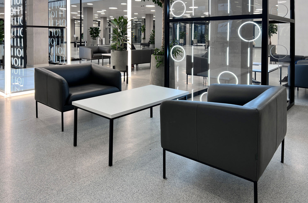 Диван трехместный ЛИРО, кожа