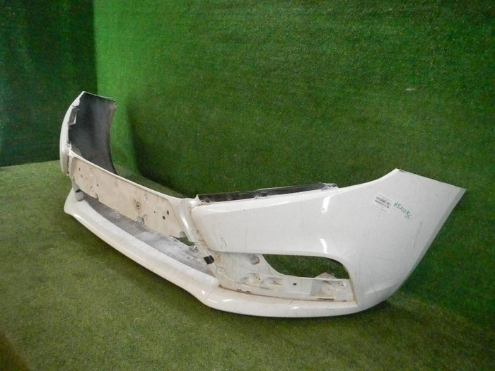 Бампер передний Lada Vesta (2015-н.в.)