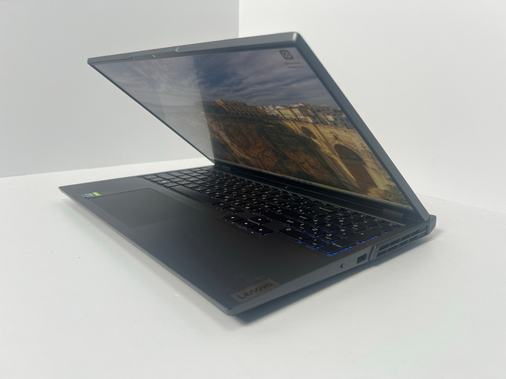 Ноутбук Lenovo Legion 5 Pro 16ACH6 (82JS0006RK) 16"/AMD Ryzen 5 5600H/RAM 16GB/SSD 512GB/GeForce RTX 3050/2560x1600/IPS 165Hz/DOS/Подсветка: RGB/Цвет: серый. Состояние: Уценка/дефект и сколы на корпусе