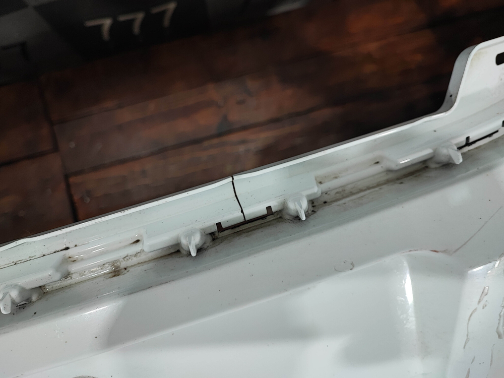 Бампер передний Ford Focus 3 14-19 Б/У Оригинал 2016512