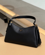 Сумка Prada