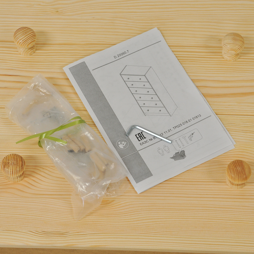 Высокий деревянный комод Раст с ящиками, из массива дерева