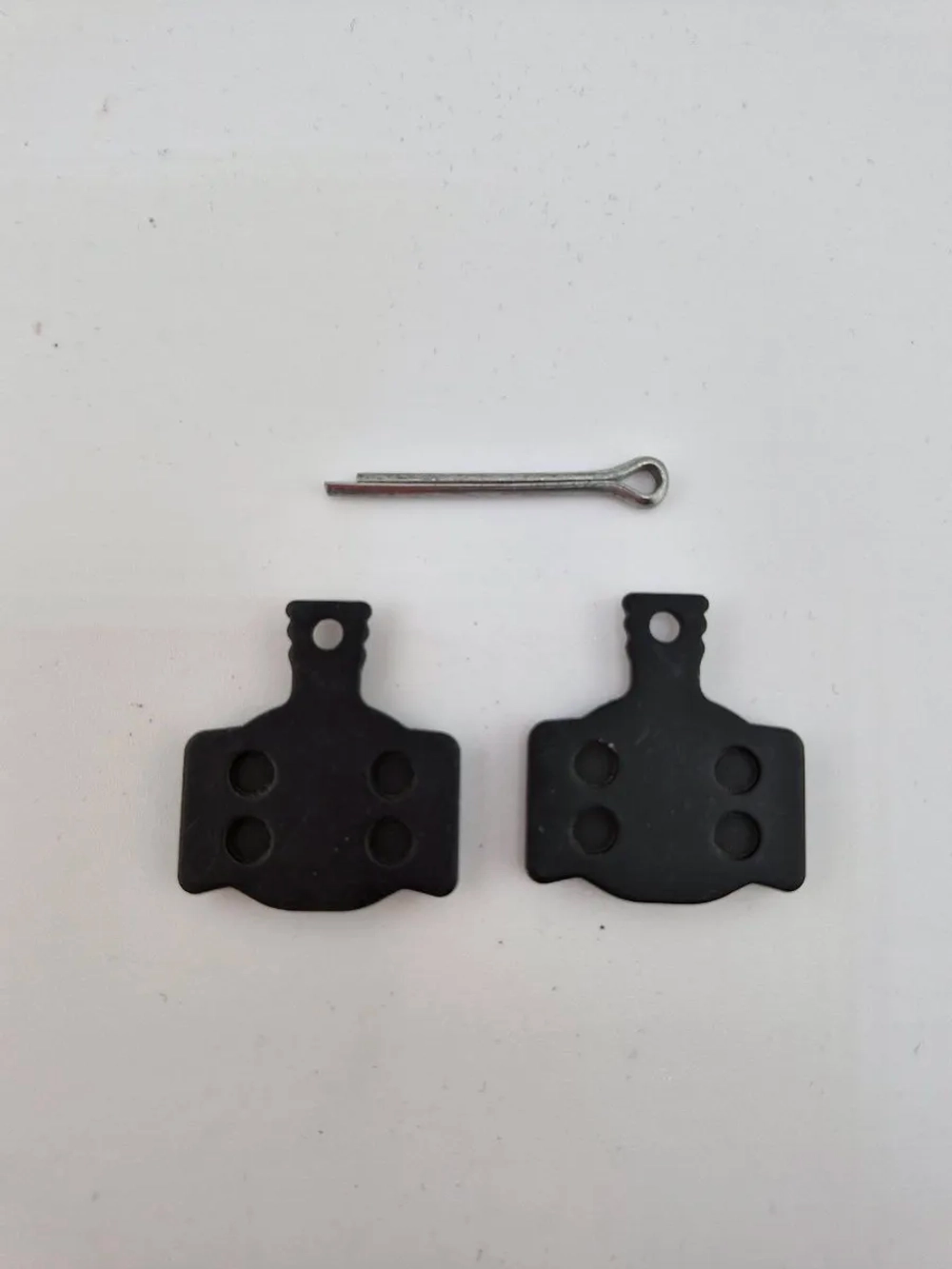 - Колодки тормозные TP-03F для самоката и велосипеда