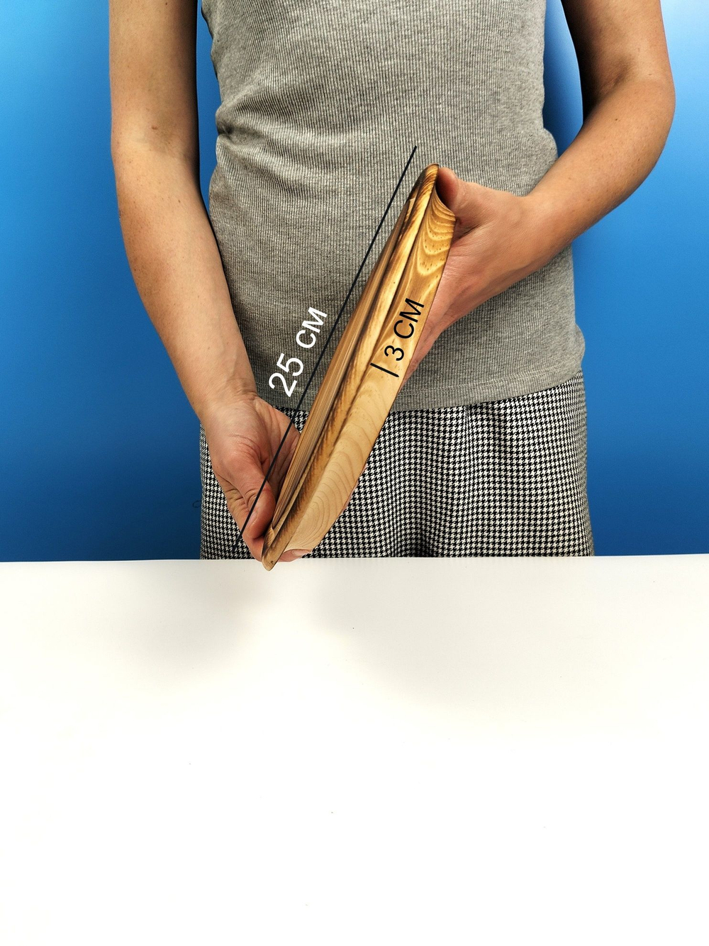 Доска подставка под пиццу деревянная