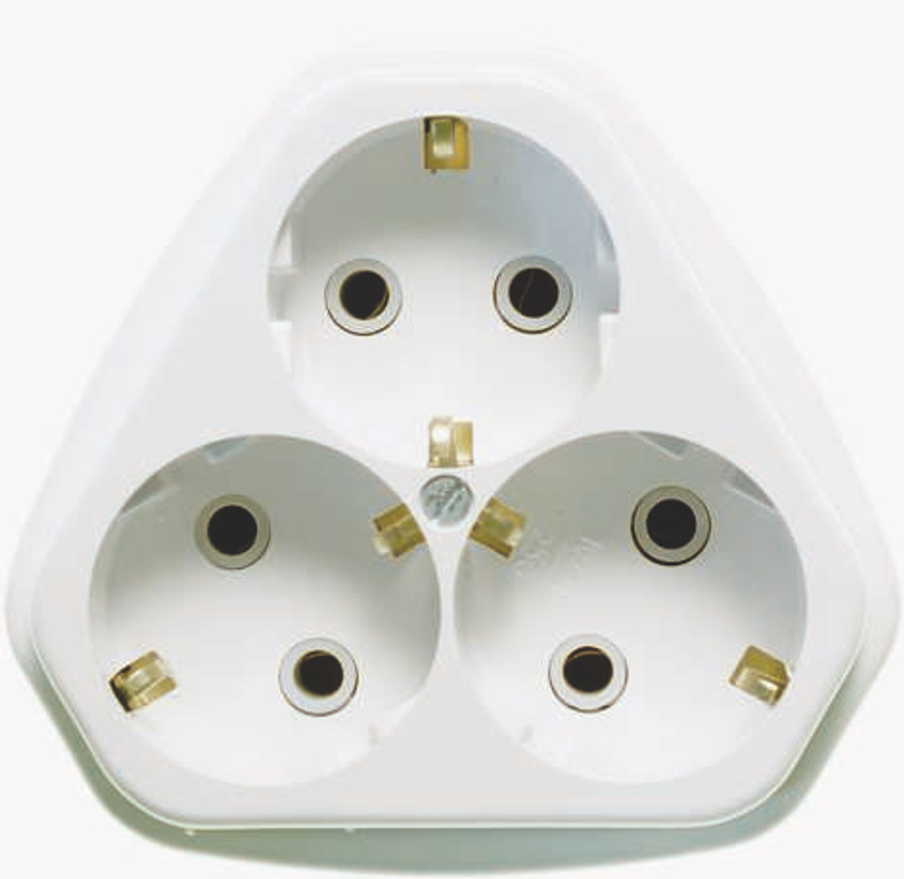 Розетка 3-м ОП РА10/16-833 16А IP20 с заземл. бел. Кунцево 5921