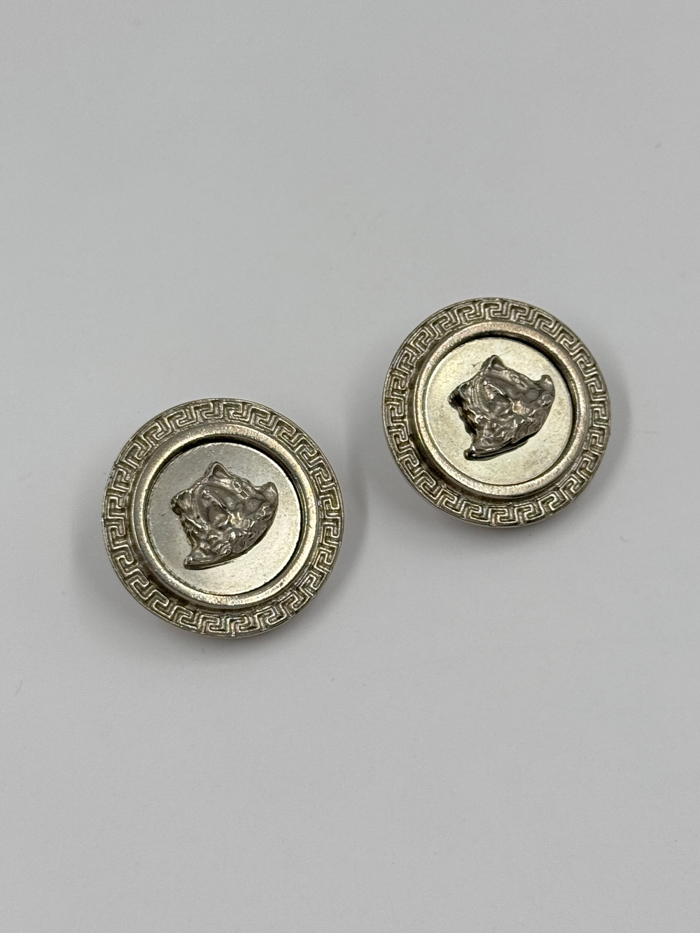 Клипсы Versace