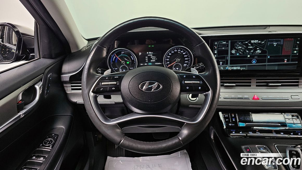 Hyundai The New Grandeur (Azera) IG Hybrid Exclusive (10.2020)