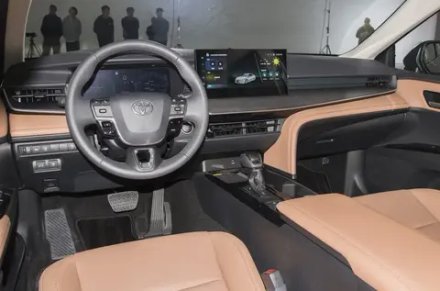 Магнитола для Toyota Camry 80 2024+ - Carmedia HP-T1219 на Android 12, 6Гб+128Гб, 4G SIM-слот, CarPlay