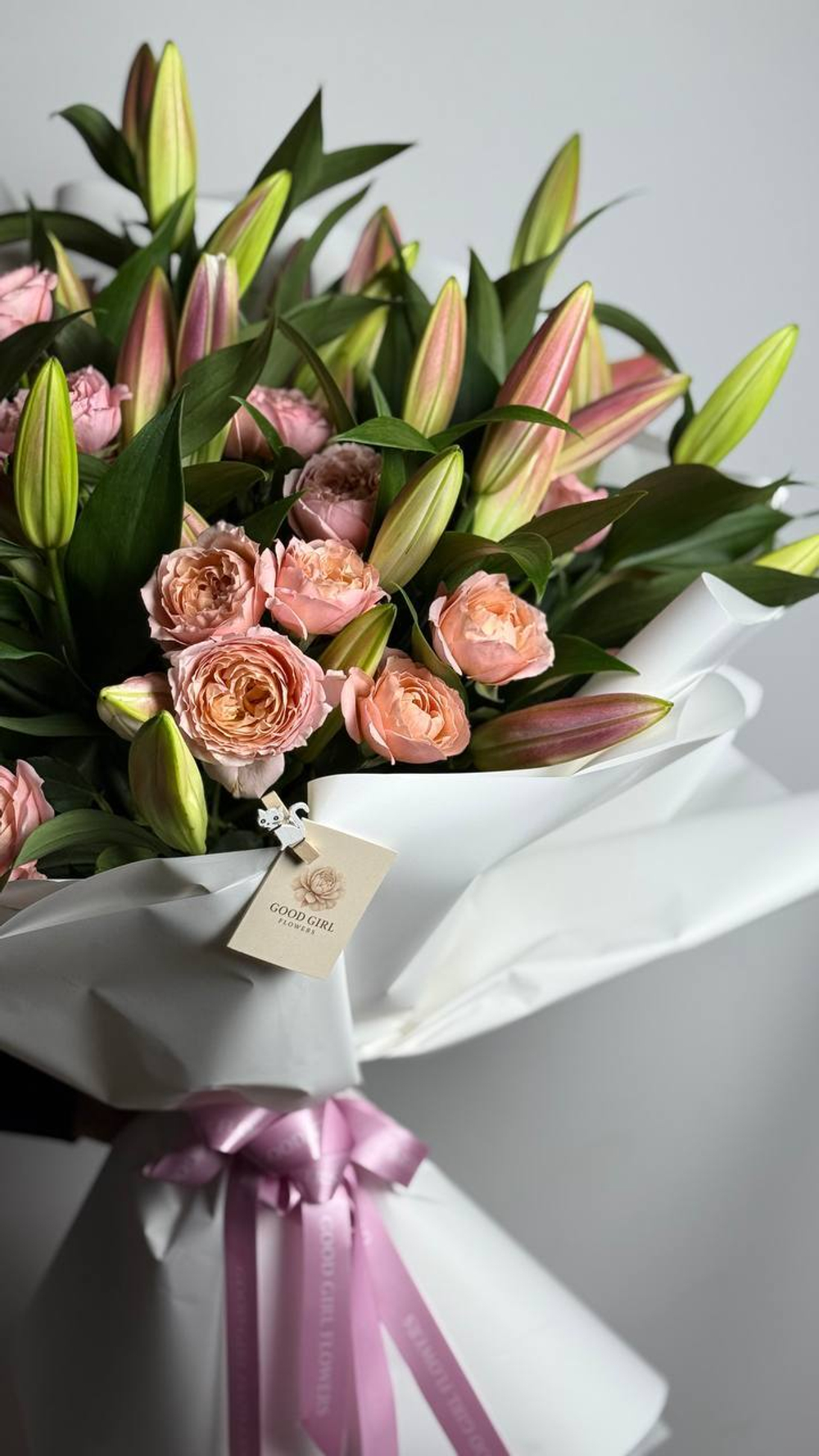 Лилия и Роза