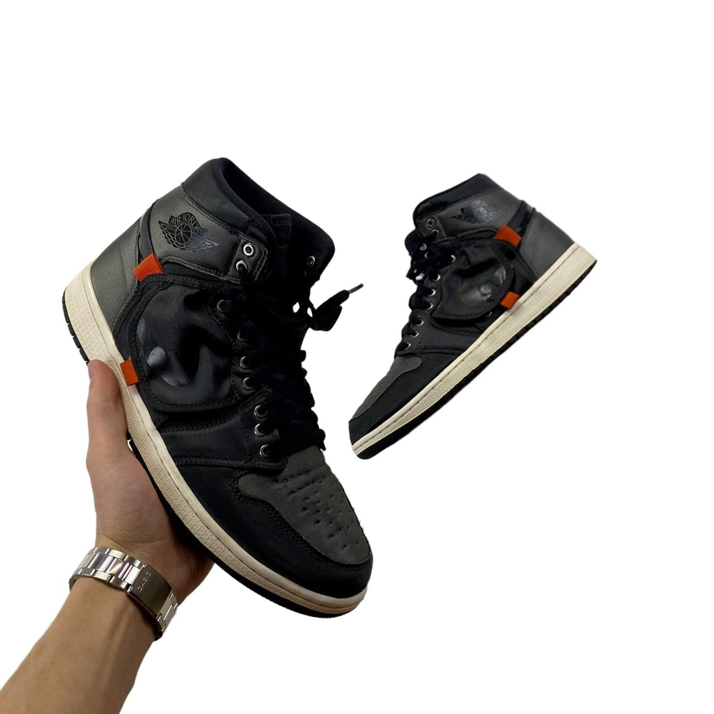 Кроссовки Air Jordan 1 Mid