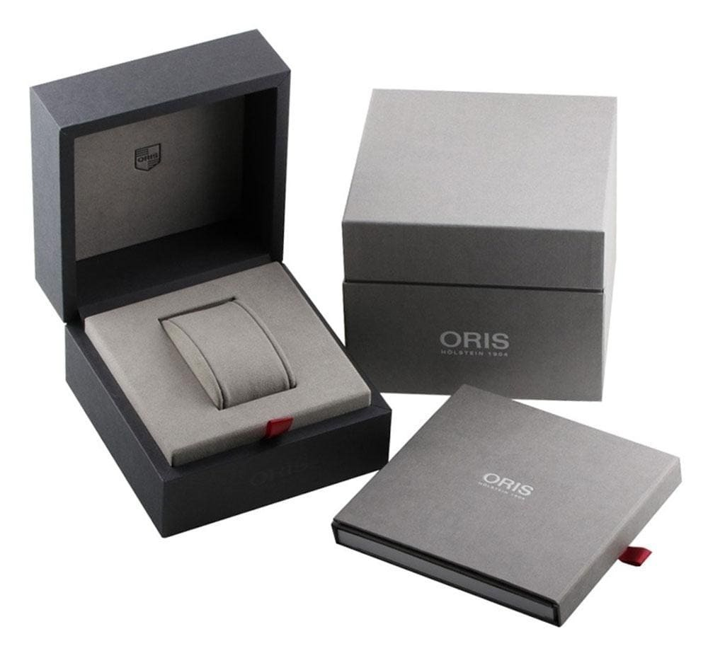 Oris Aquis Date 01 733 7789 4157-07 4 23 37FC