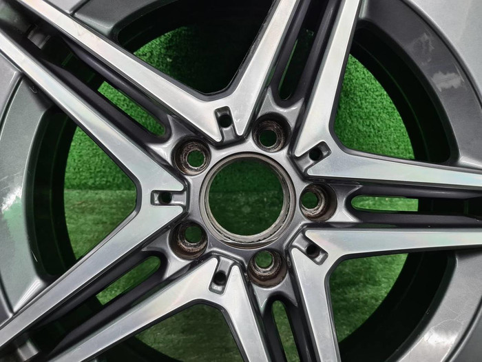 Диск литой R18 Mercedes C w206 (21-нв) AMG перед