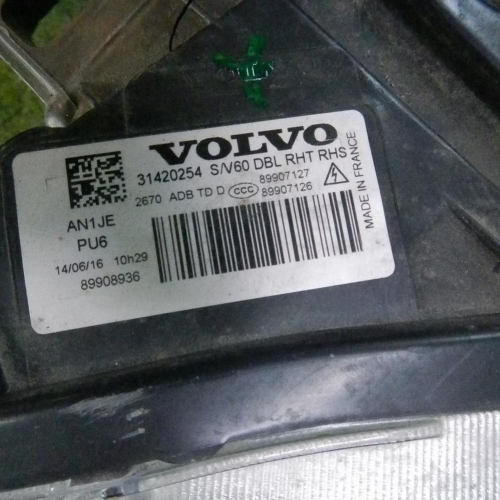 Фара правая Volvo S60 2 (2013-2018) ксенон