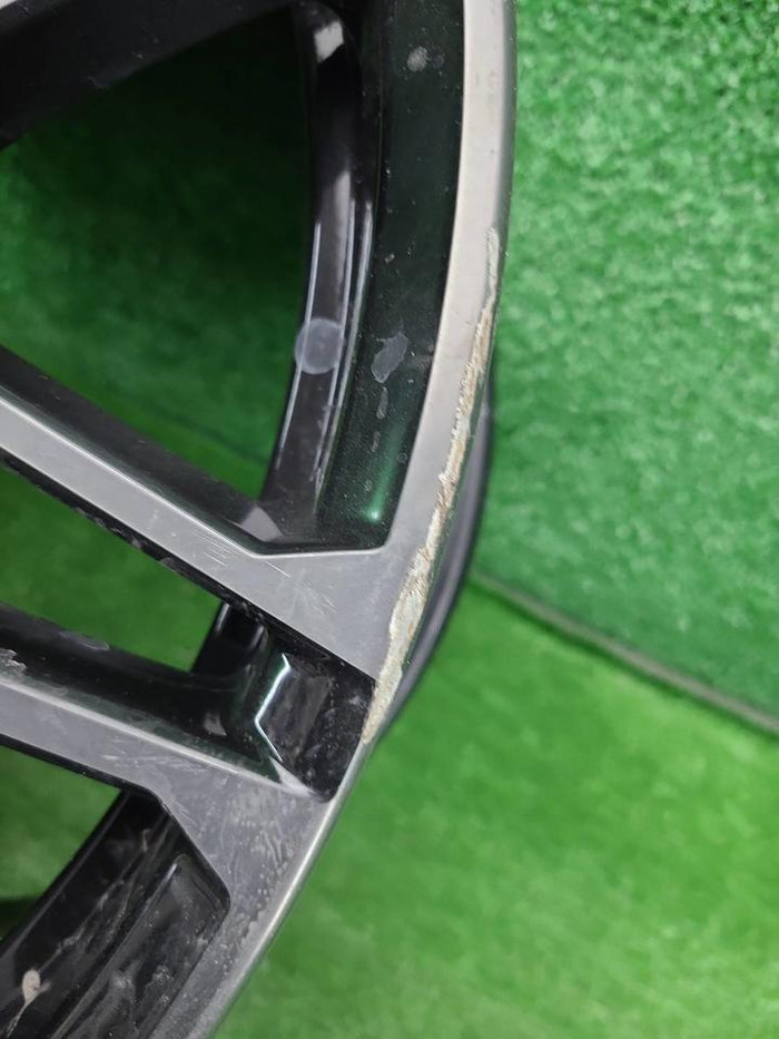 Диск литой R21 BMW X5M F95 (19-нв) 818 стиль перед