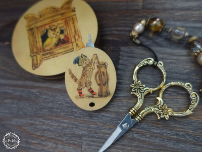 Нитковдеватель "Котейка в сапогах"