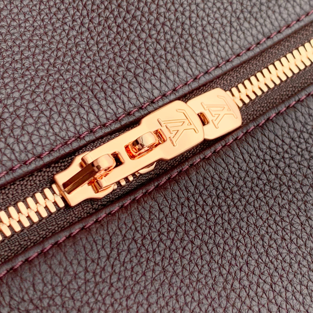 Louis Vuitton Bag 40 cm