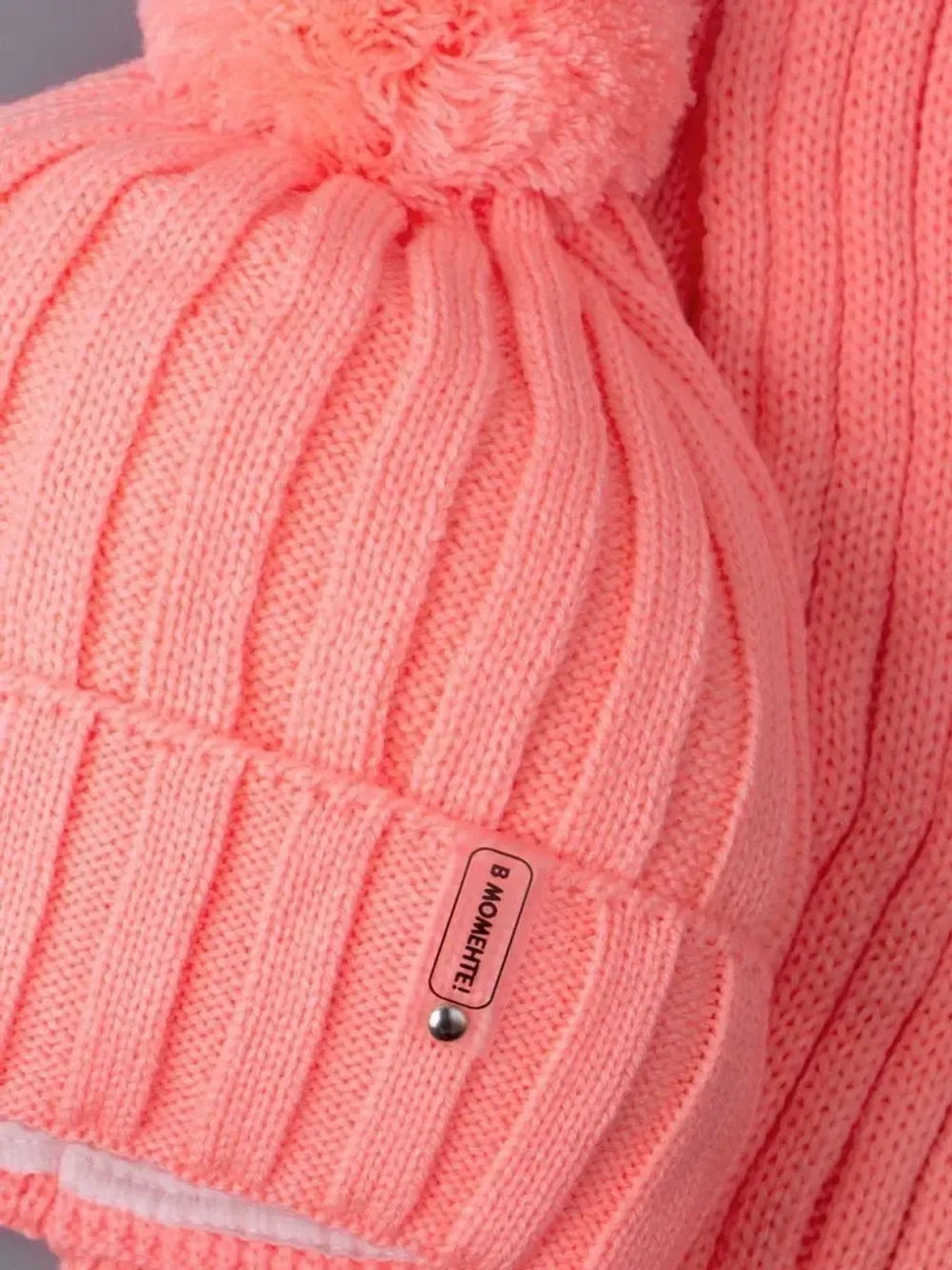 Шапка для девочки осенняя и шарф