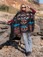 Пончо шерстяное с орнаментом