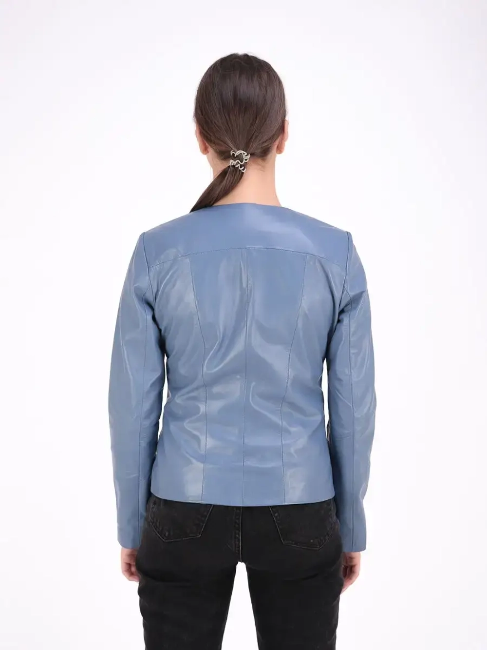 Куртка женская из натуральной кожи