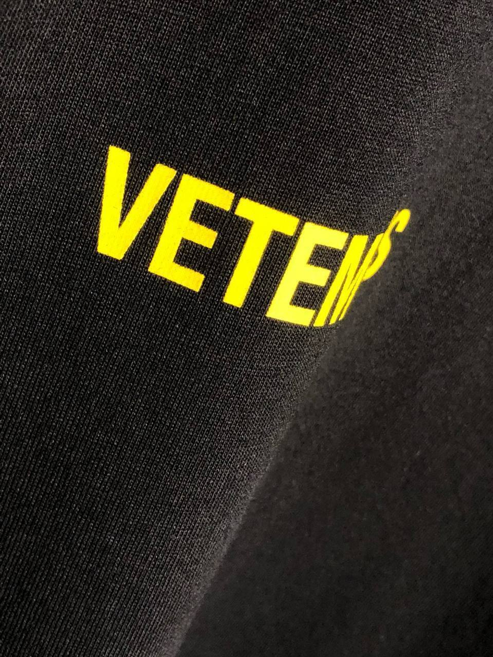 Футболка Vetements