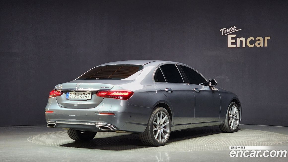 Mercedes-Benz E-Class W213 E300e 4MATIC Exclusive (07.2022)
