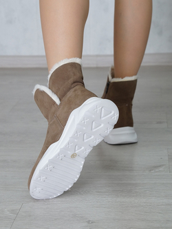 Ботинки женские зимние