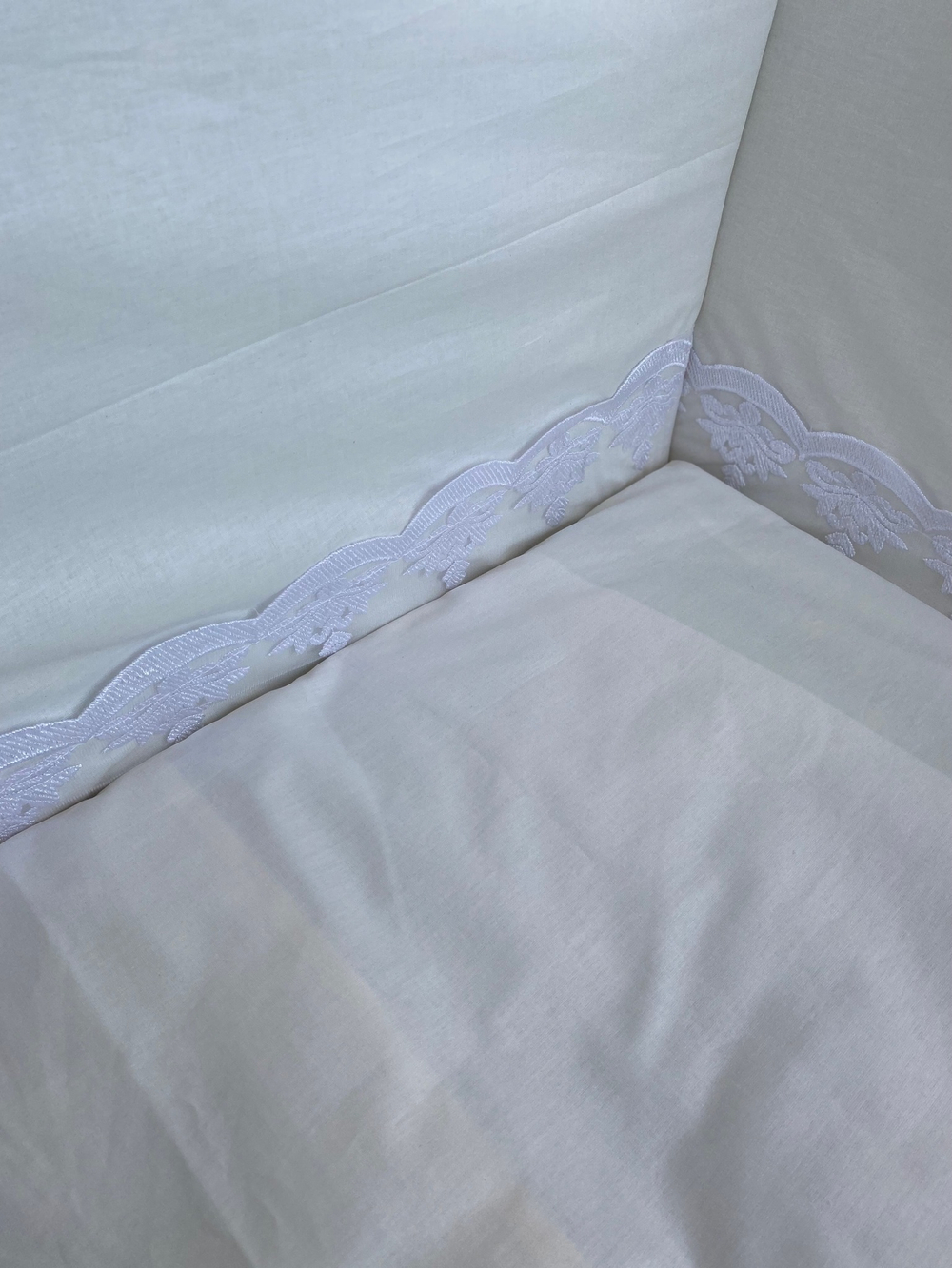 Комплект в кроватку 6-ти предметный "Нежность" с кружевом(бежевый цвет), поплин